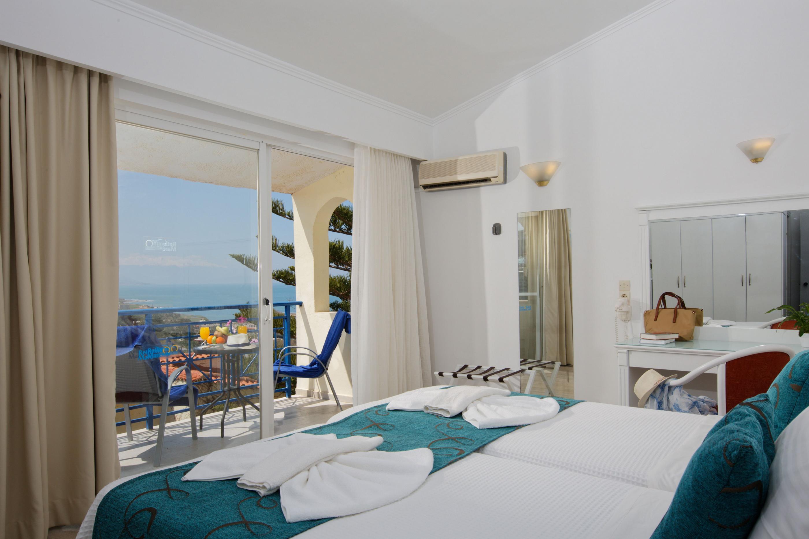 Rethymno Mare & Water Park Hotel Skaleta Bagian luar foto