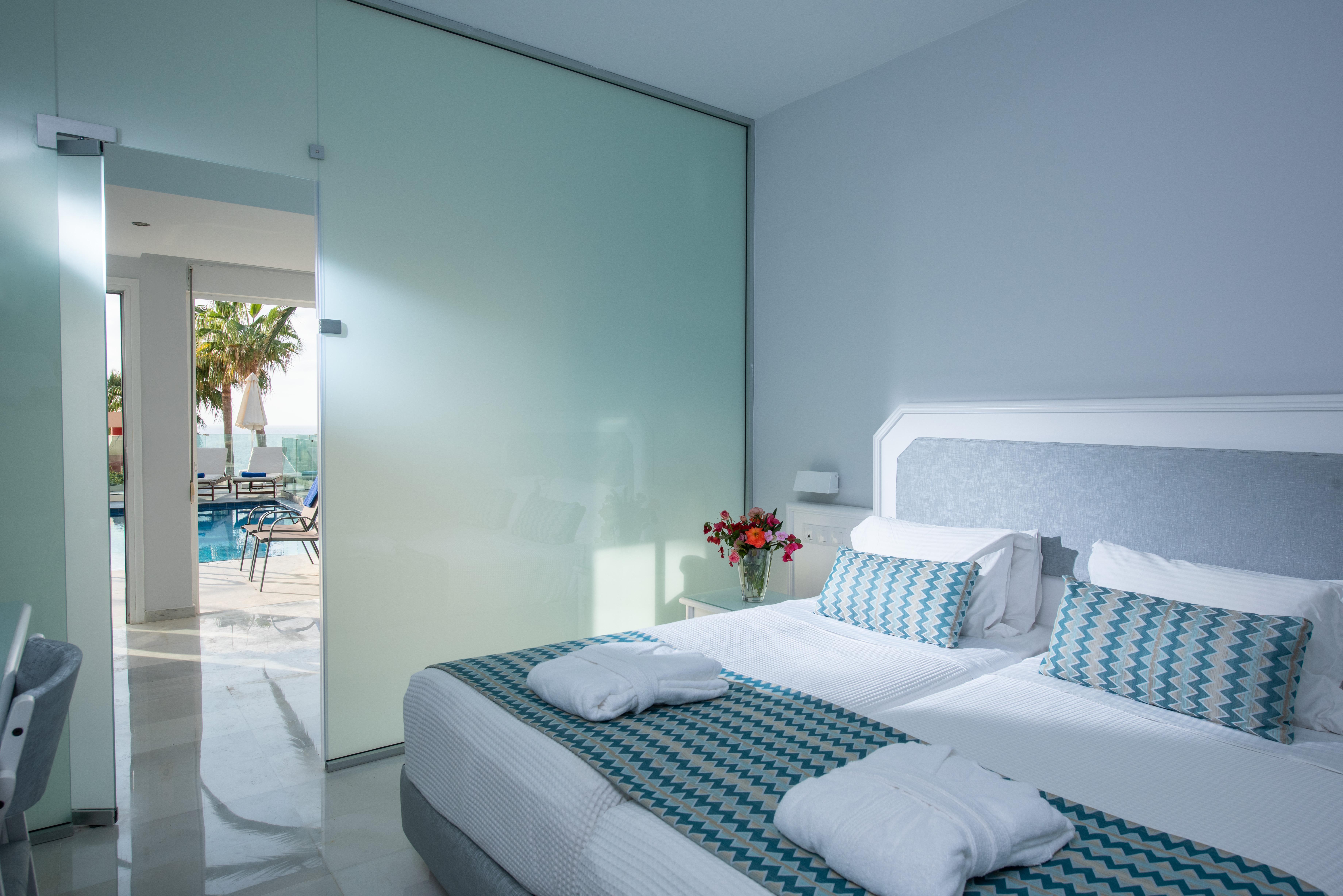 Rethymno Mare & Water Park Hotel Skaleta Bagian luar foto