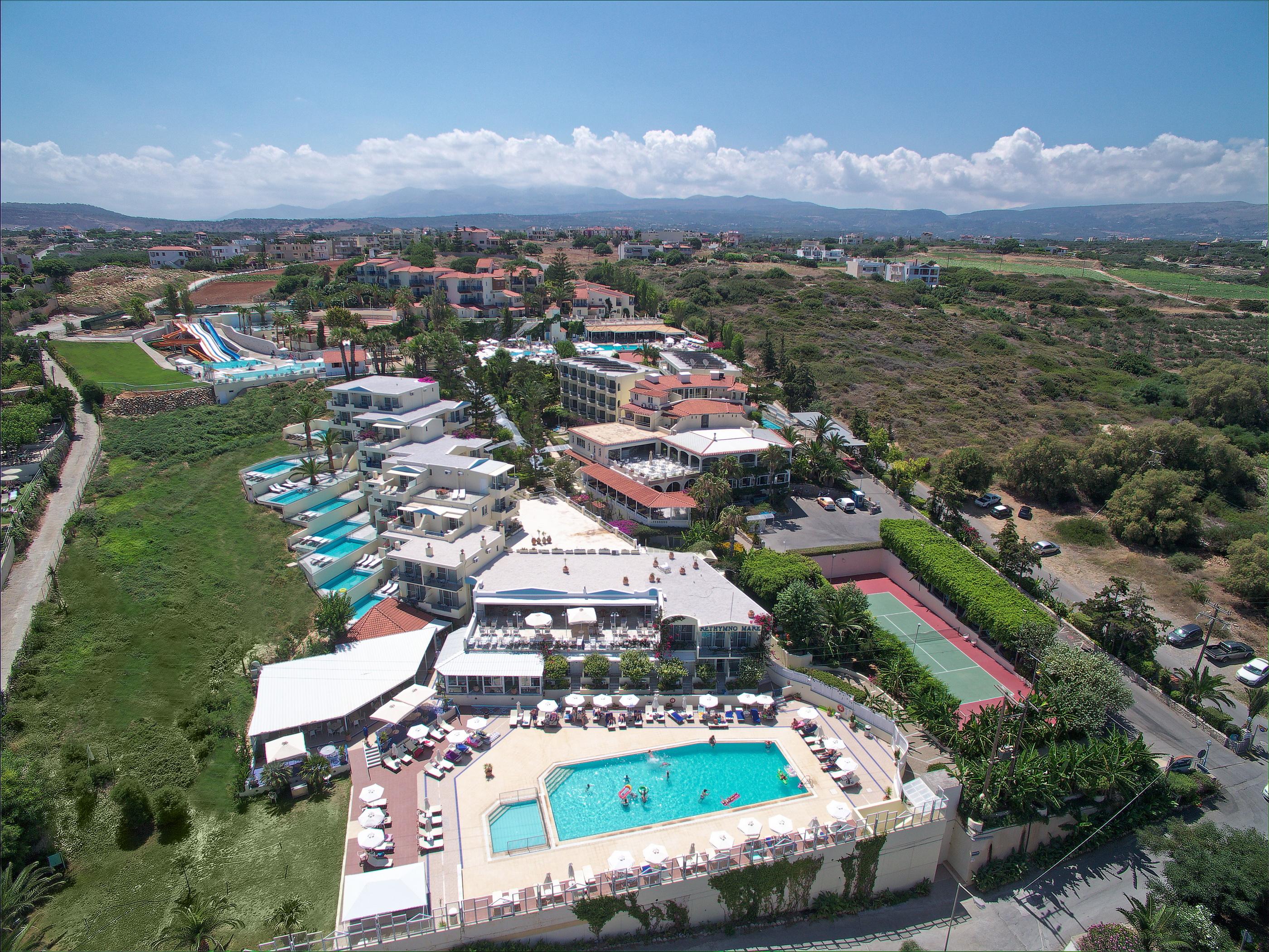 Rethymno Mare & Water Park Hotel Skaleta Bagian luar foto