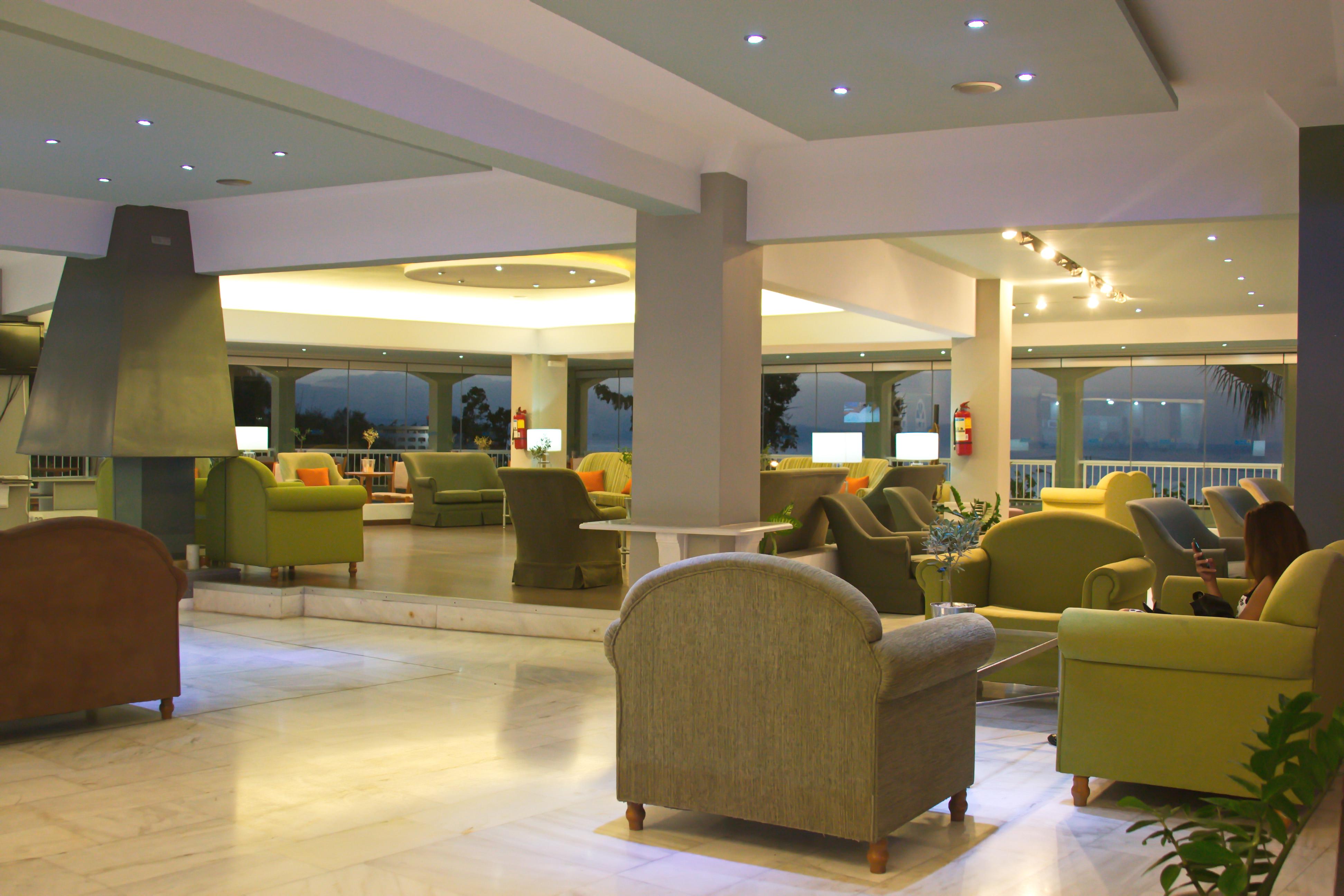 Rethymno Mare & Water Park Hotel Skaleta Bagian luar foto