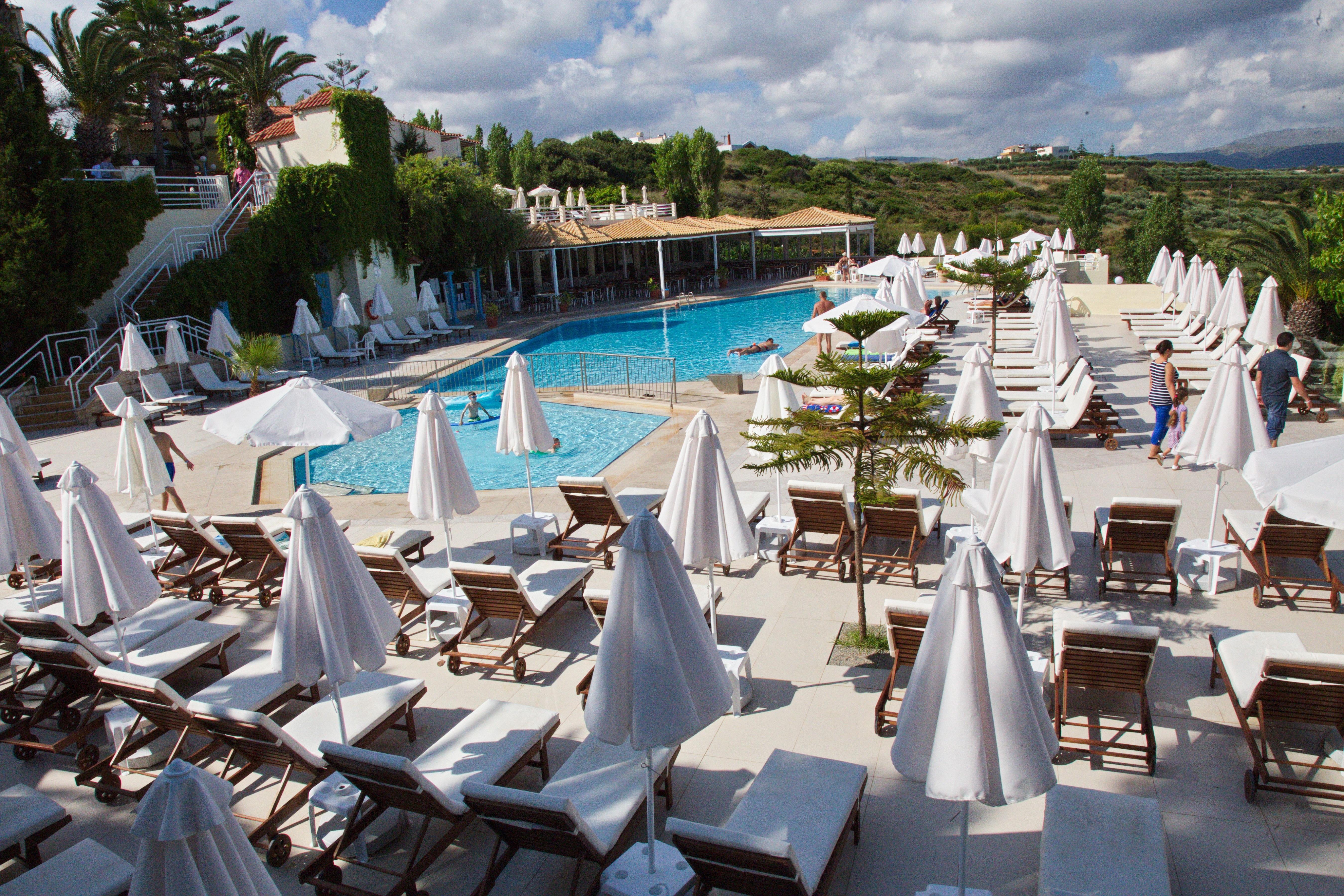 Rethymno Mare & Water Park Hotel Skaleta Bagian luar foto