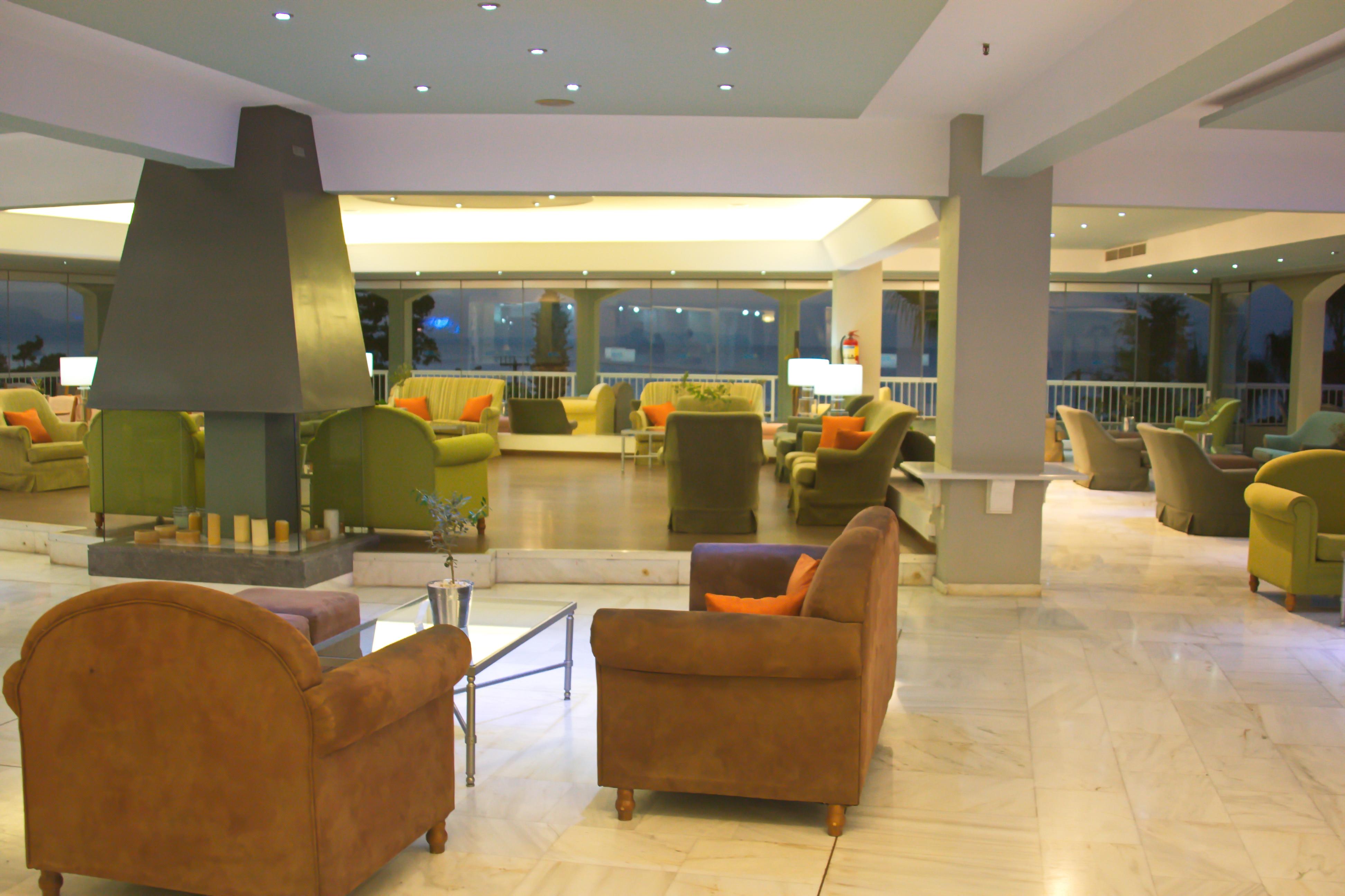 Rethymno Mare & Water Park Hotel Skaleta Bagian luar foto