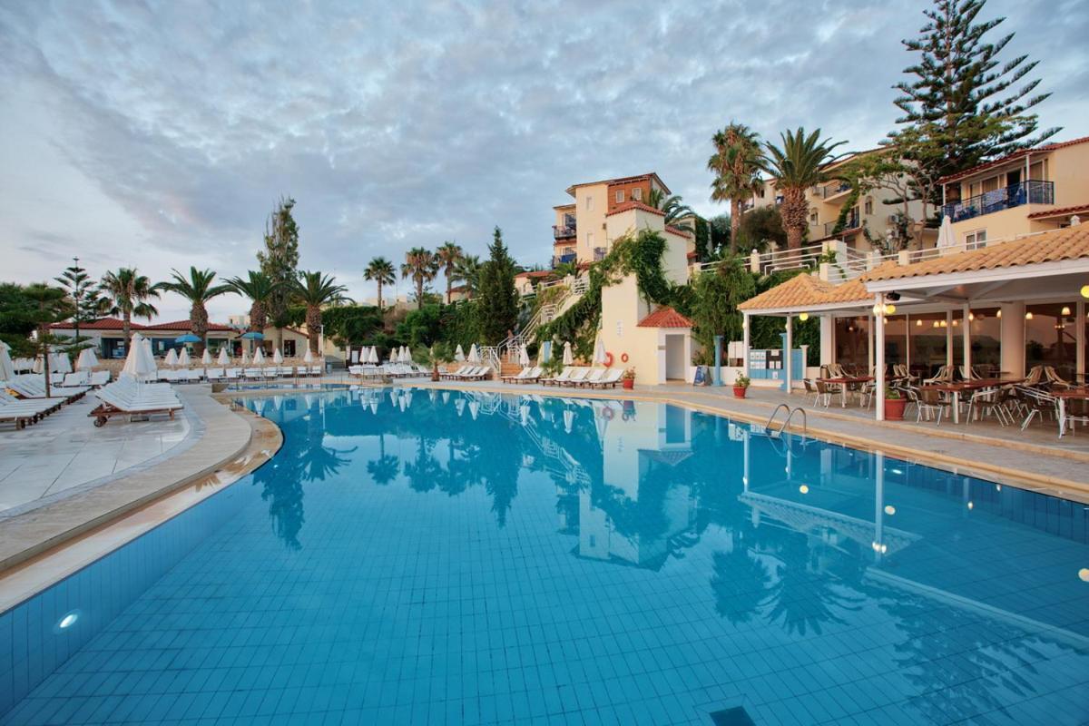Rethymno Mare & Water Park Hotel Skaleta Bagian luar foto