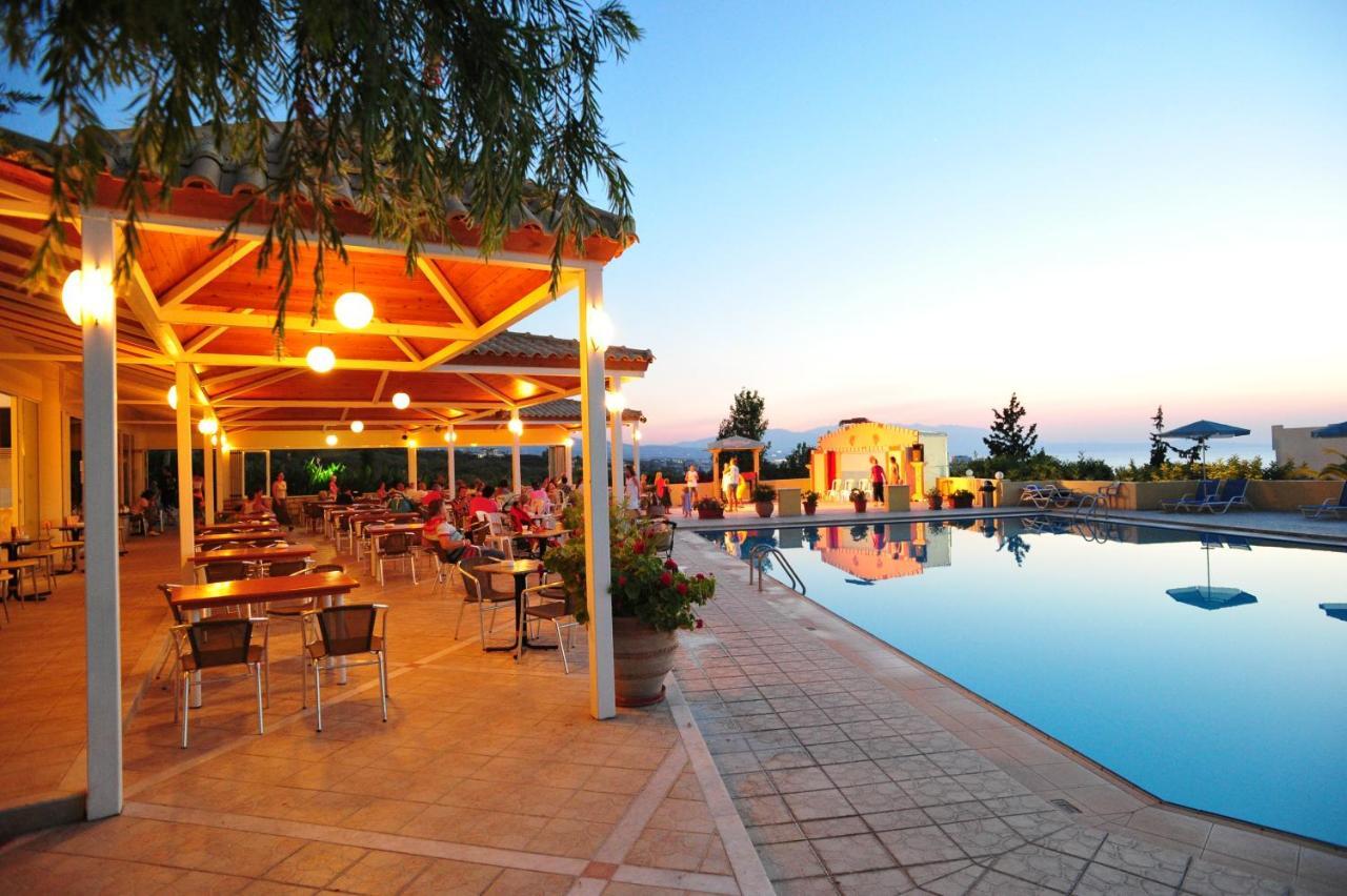 Rethymno Mare & Water Park Hotel Skaleta Bagian luar foto